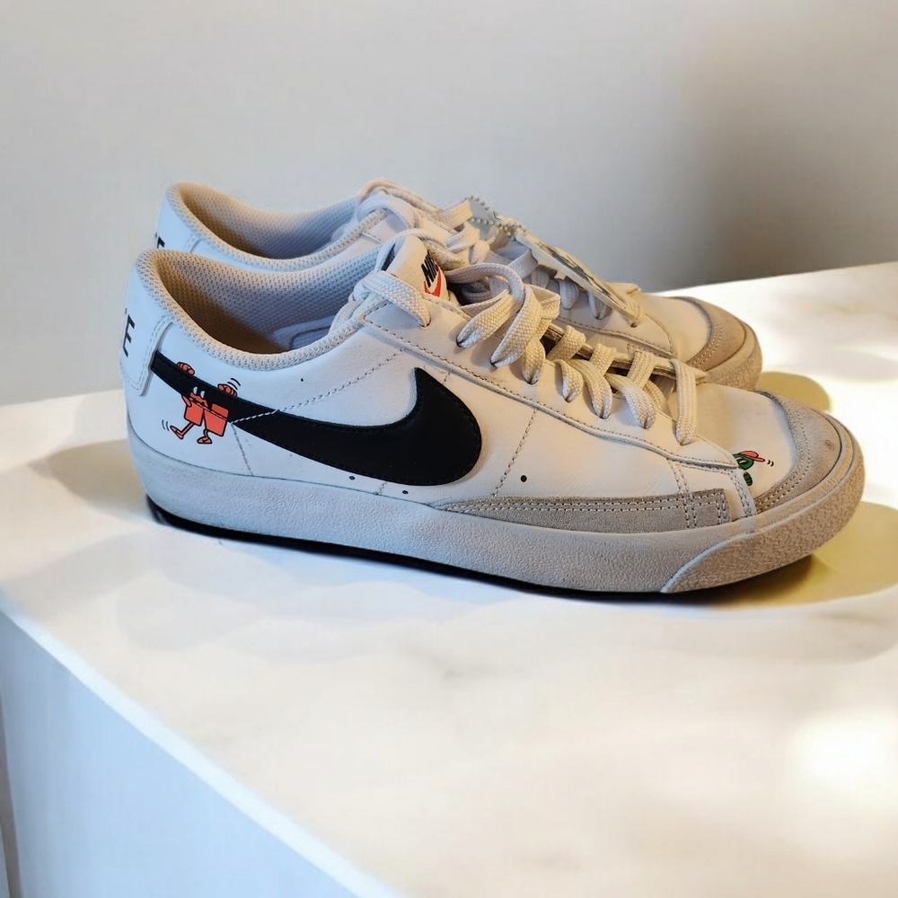 Nike Blazer Low 77 youth sneakers